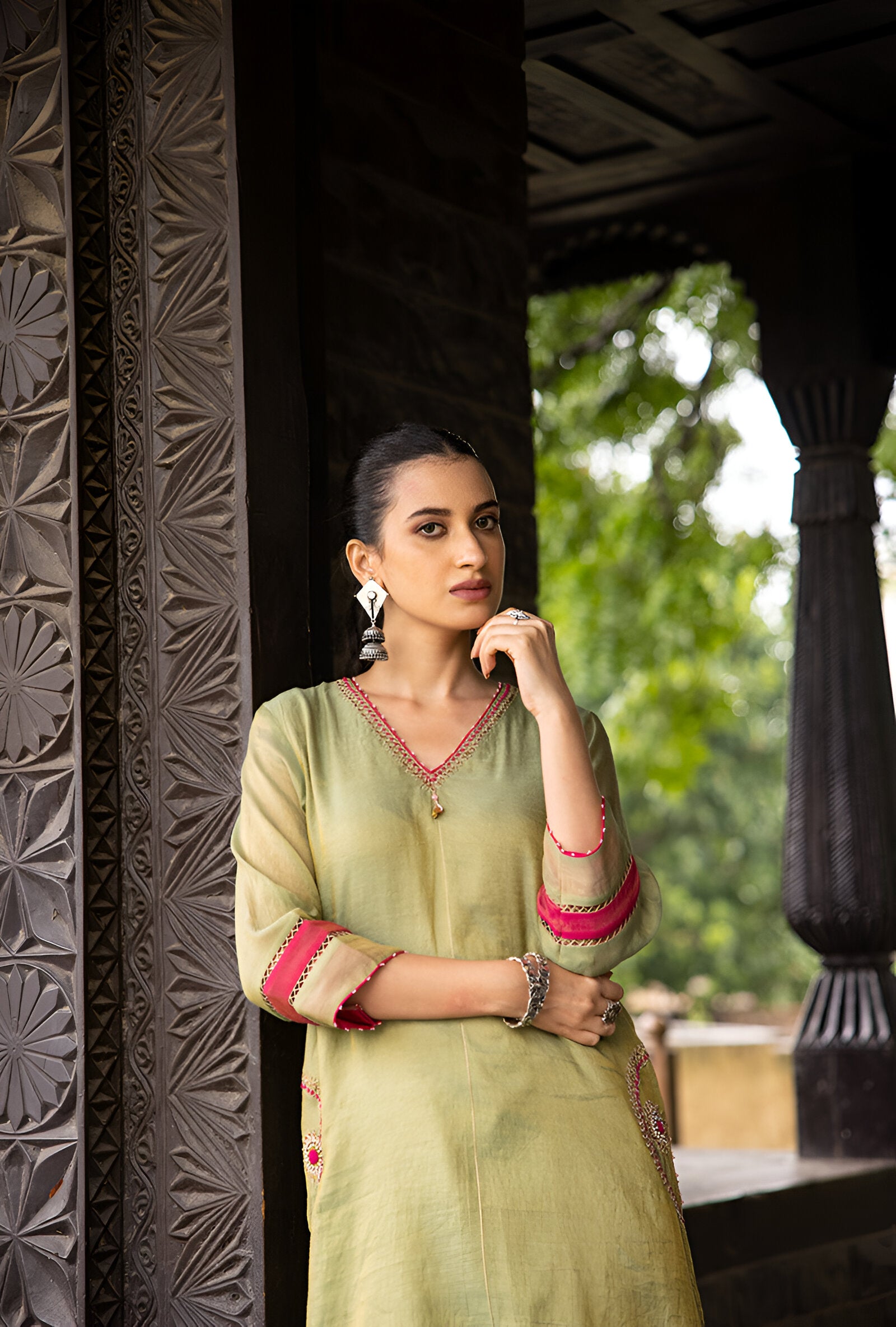 Luxe | Silk Masterpiece
