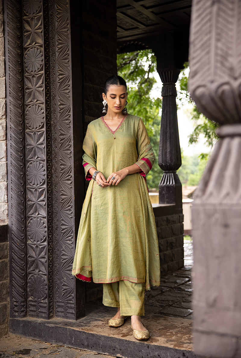 Luxe | Silk Masterpiece